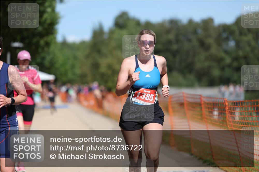 07.09.2025 - 19. Norderstedt Triathlon Michael Strokosch http://msf.ph/oto/8736722 07.09.2025 13:04:00 Laufen 216, 725, 1339, 1385 meine-sportfotos.de