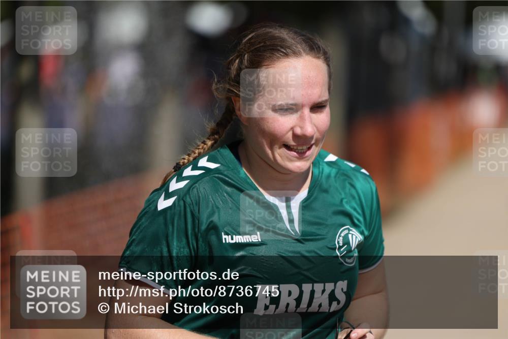 07.09.2025 - 19. Norderstedt Triathlon Michael Strokosch http://msf.ph/oto/8736745 07.09.2025 12:24:35 Laufen 720, 826, 1239 meine-sportfotos.de