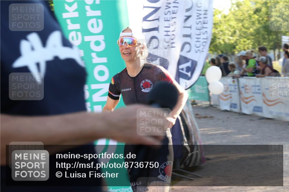 07.09.2025 - 19. Norderstedt Triathlon Luisa Fischer http://msf.ph/oto/8736750 07.09.2025 16:42:47 Ziel 1050 meine-sportfotos.de