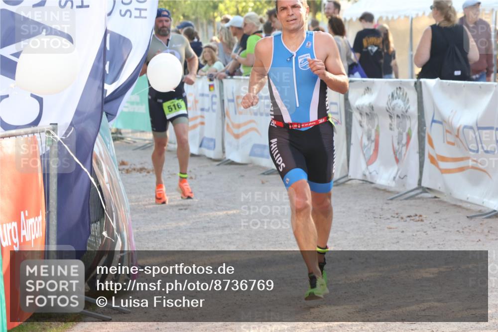 07.09.2025 - 19. Norderstedt Triathlon Luisa Fischer http://msf.ph/oto/8736769 07.09.2025 16:42:52 Ziel 1050, 1603 meine-sportfotos.de