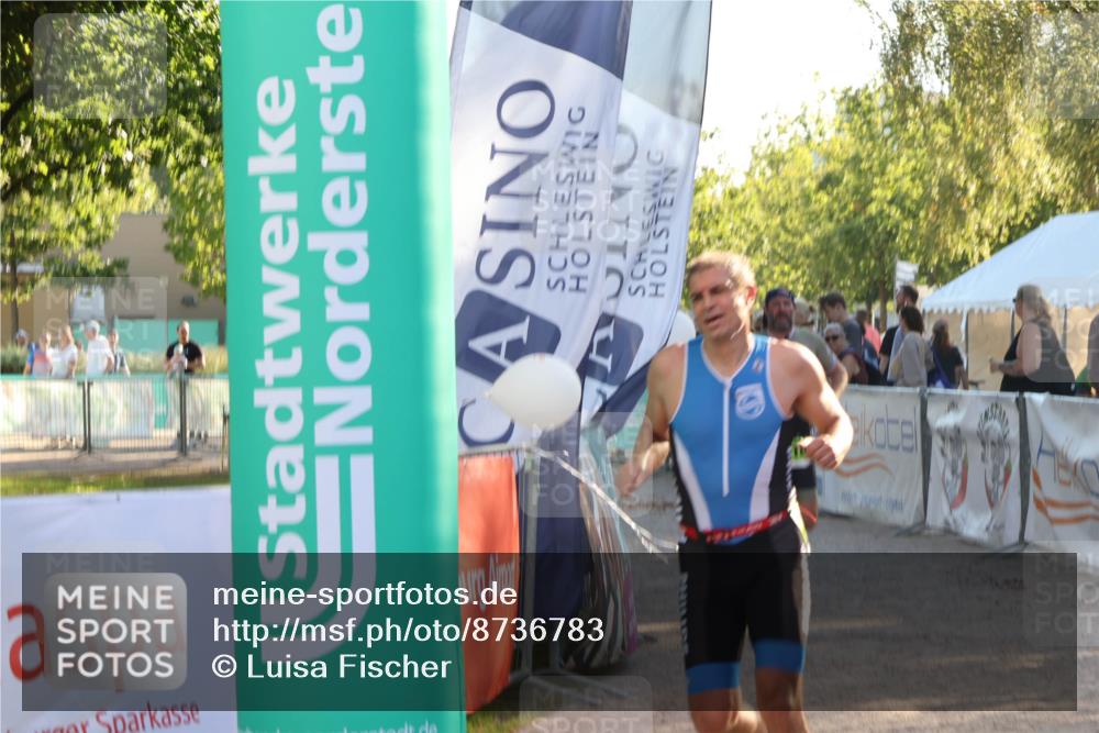 07.09.2025 - 19. Norderstedt Triathlon Luisa Fischer http://msf.ph/oto/8736783 07.09.2025 16:42:53 Ziel 516, 1050, 1603 meine-sportfotos.de