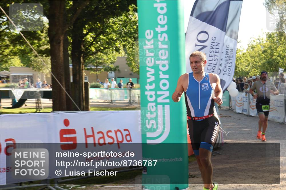 07.09.2025 - 19. Norderstedt Triathlon Luisa Fischer http://msf.ph/oto/8736787 07.09.2025 16:42:54 Ziel 516, 1050, 1603 meine-sportfotos.de