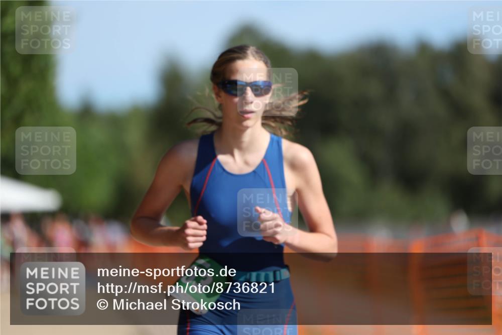 07.09.2025 - 19. Norderstedt Triathlon Michael Strokosch http://msf.ph/oto/8736821 07.09.2025 10:53:35 Laufen 653, 684 meine-sportfotos.de