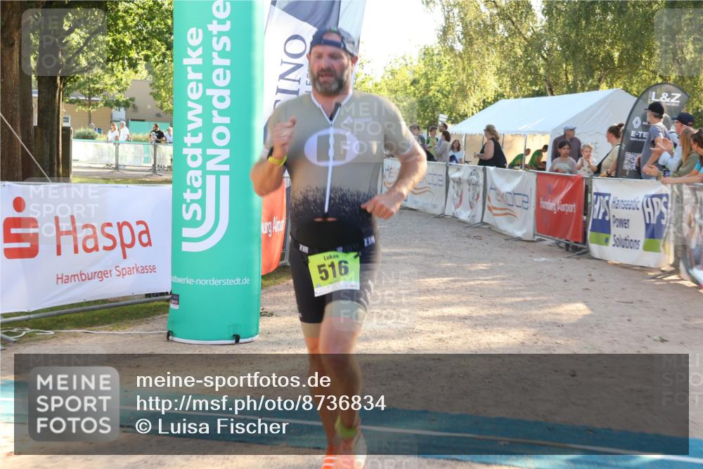 07.09.2025 - 19. Norderstedt Triathlon Luisa Fischer http://msf.ph/oto/8736834 07.09.2025 16:42:58 Ziel 516, 1075, 1603 meine-sportfotos.de
