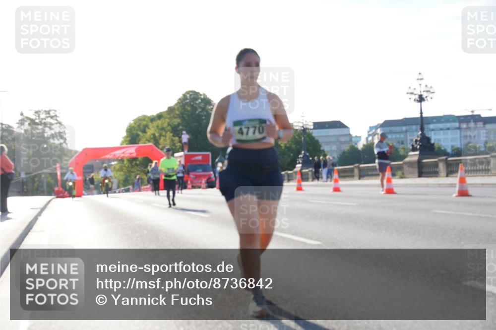 07.09.2025 - BARMER Alsterlauf Yannick Fuchs http://msf.ph/oto/8736842 07.09.2025 09:09:37 Laufen 4770 meine-sportfotos.de