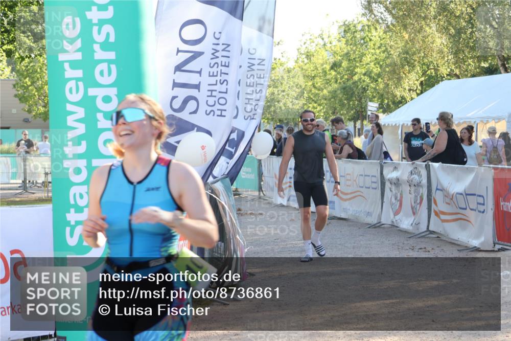 07.09.2025 - 19. Norderstedt Triathlon Luisa Fischer http://msf.ph/oto/8736861 07.09.2025 16:43:03 Ziel 516, 1075 meine-sportfotos.de