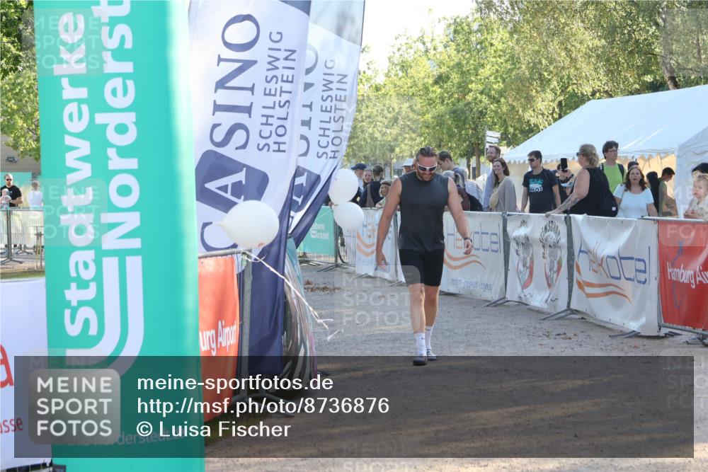 07.09.2025 - 19. Norderstedt Triathlon Luisa Fischer http://msf.ph/oto/8736876 07.09.2025 16:43:04 Ziel 516, 1075 meine-sportfotos.de