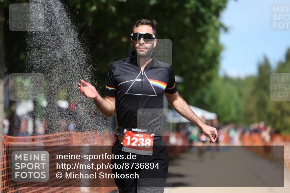 07.09.2025 - 19. Norderstedt Triathlon Michael Strokosch http://msf.ph/oto/8736894 07.09.2025 13:04:13 Laufen 1238 meine-sportfotos.de