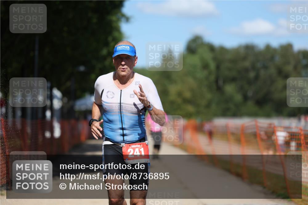 07.09.2025 - 19. Norderstedt Triathlon Michael Strokosch http://msf.ph/oto/8736895 07.09.2025 13:42:38 Laufen 241, 336, 790 meine-sportfotos.de