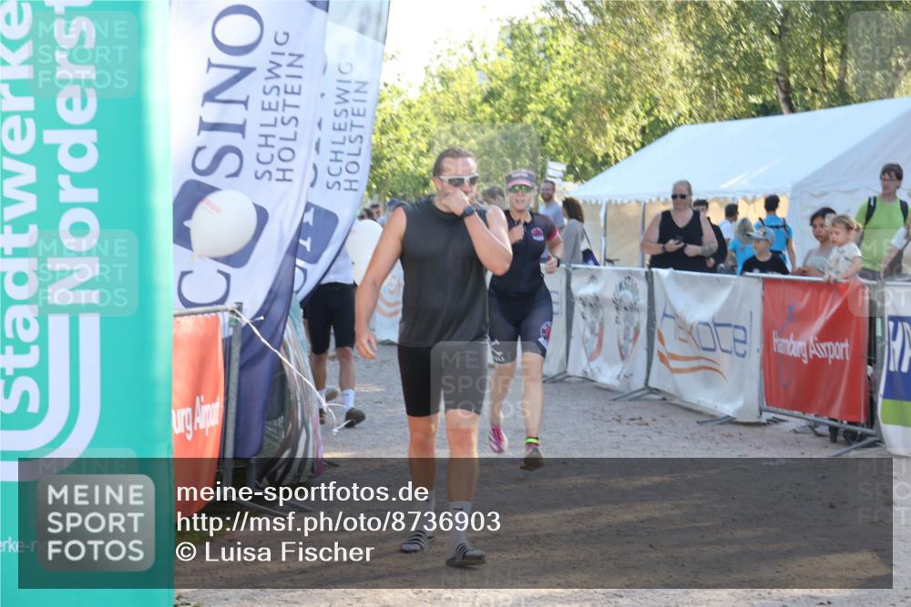 07.09.2025 - 19. Norderstedt Triathlon Luisa Fischer http://msf.ph/oto/8736903 07.09.2025 16:43:08 Ziel 1049, 1075, 1544 meine-sportfotos.de