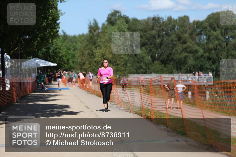 07.09.2025 - 19. Norderstedt Triathlon Michael Strokosch http://msf.ph/oto/8736911 07.09.2025 13:42:40 Laufen 241, 336, 790 meine-sportfotos.de