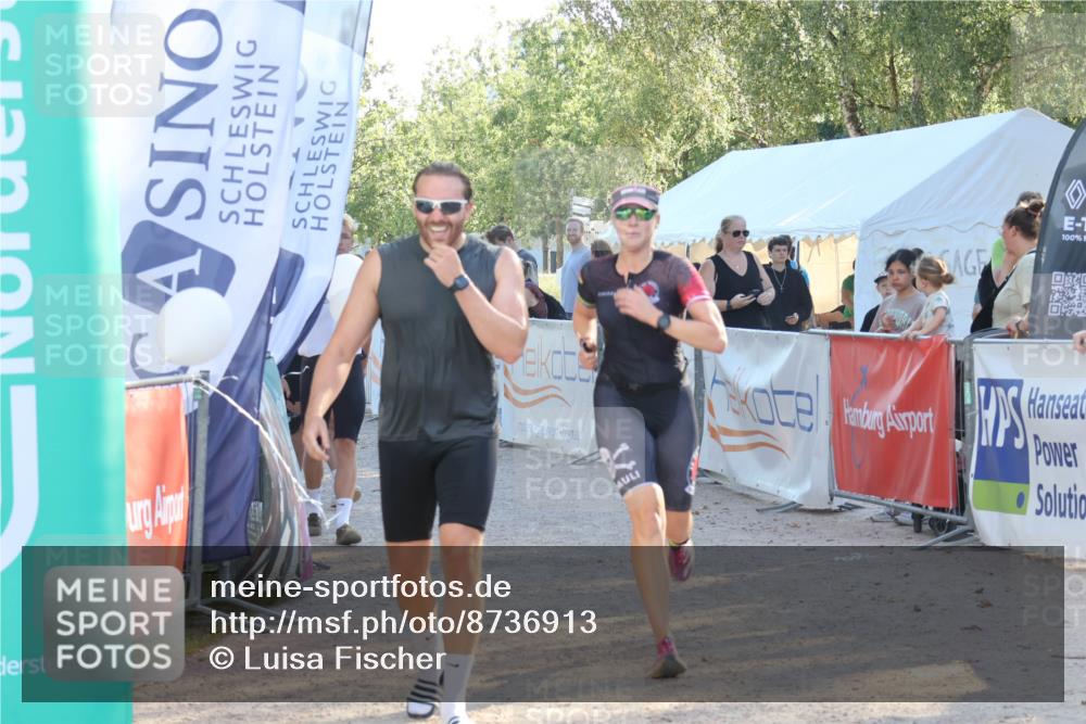 07.09.2025 - 19. Norderstedt Triathlon Luisa Fischer http://msf.ph/oto/8736913 07.09.2025 16:43:09 Ziel 1049, 1075, 1544 meine-sportfotos.de