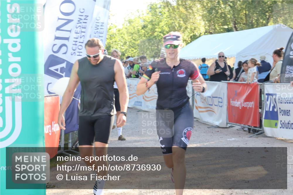 07.09.2025 - 19. Norderstedt Triathlon Luisa Fischer http://msf.ph/oto/8736930 07.09.2025 16:43:11 Ziel 1049, 1544 meine-sportfotos.de