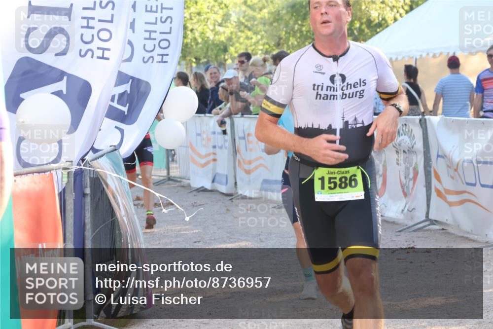 07.09.2025 - 19. Norderstedt Triathlon Luisa Fischer http://msf.ph/oto/8736957 07.09.2025 16:43:22 Ziel 430, 1063, 1545, 1546, 1586 meine-sportfotos.de