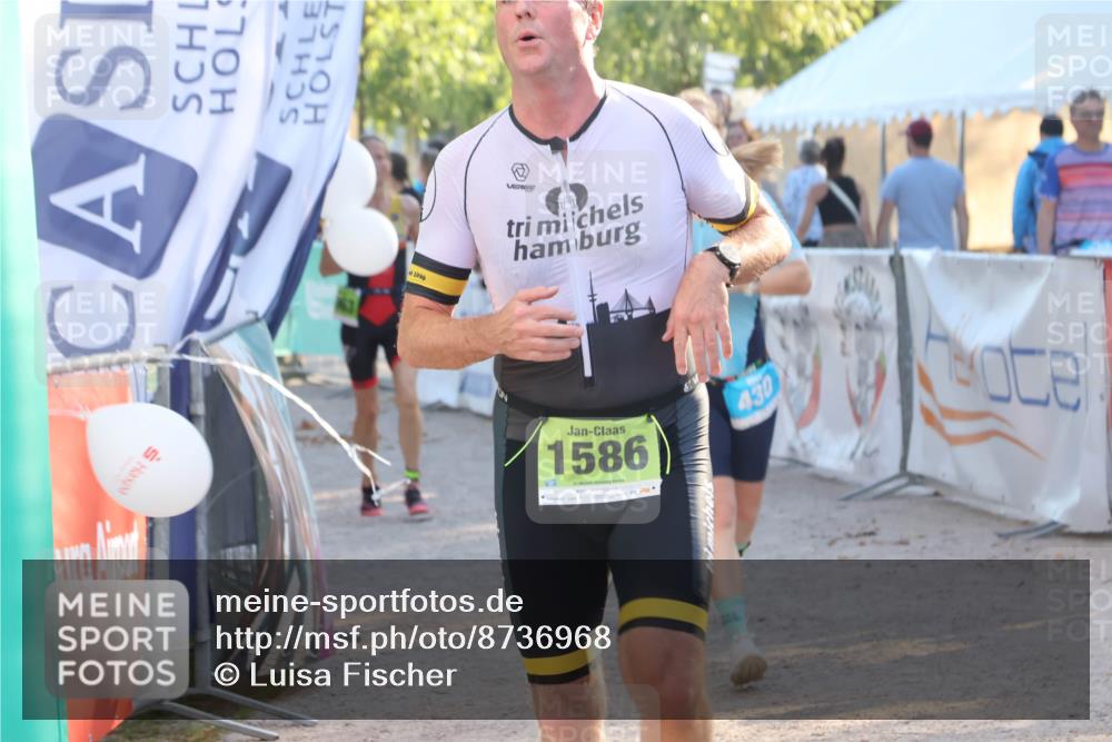 07.09.2025 - 19. Norderstedt Triathlon Luisa Fischer http://msf.ph/oto/8736968 07.09.2025 16:43:22 Ziel 430, 1063, 1545, 1546, 1586 meine-sportfotos.de