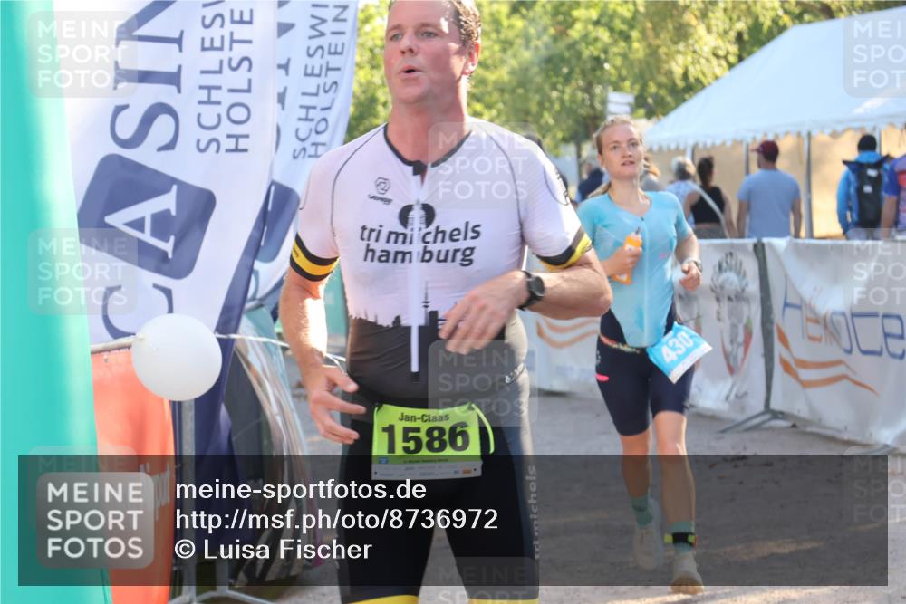 07.09.2025 - 19. Norderstedt Triathlon Luisa Fischer http://msf.ph/oto/8736972 07.09.2025 16:43:22 Ziel 430, 1063, 1545, 1546, 1586 meine-sportfotos.de
