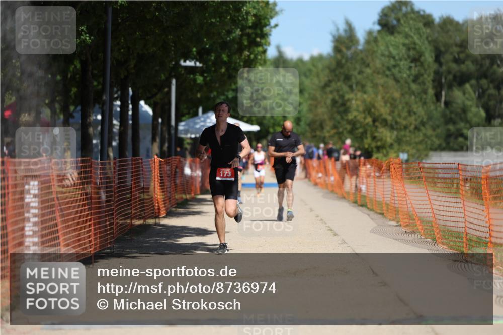 07.09.2025 - 19. Norderstedt Triathlon Michael Strokosch http://msf.ph/oto/8736974 07.09.2025 13:04:19 Laufen 173 meine-sportfotos.de