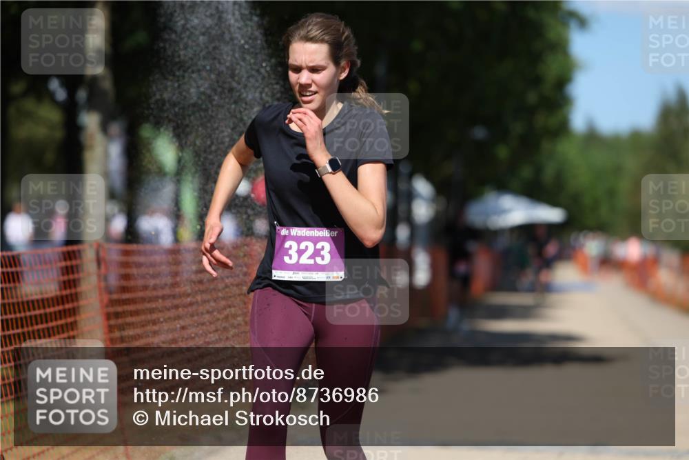 07.09.2025 - 19. Norderstedt Triathlon Michael Strokosch http://msf.ph/oto/8736986 07.09.2025 13:43:06 Laufen 142, 323, 339 meine-sportfotos.de