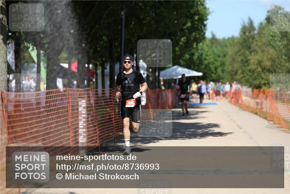 07.09.2025 - 19. Norderstedt Triathlon Michael Strokosch http://msf.ph/oto/8736993 07.09.2025 13:43:09 Laufen 142, 323 meine-sportfotos.de