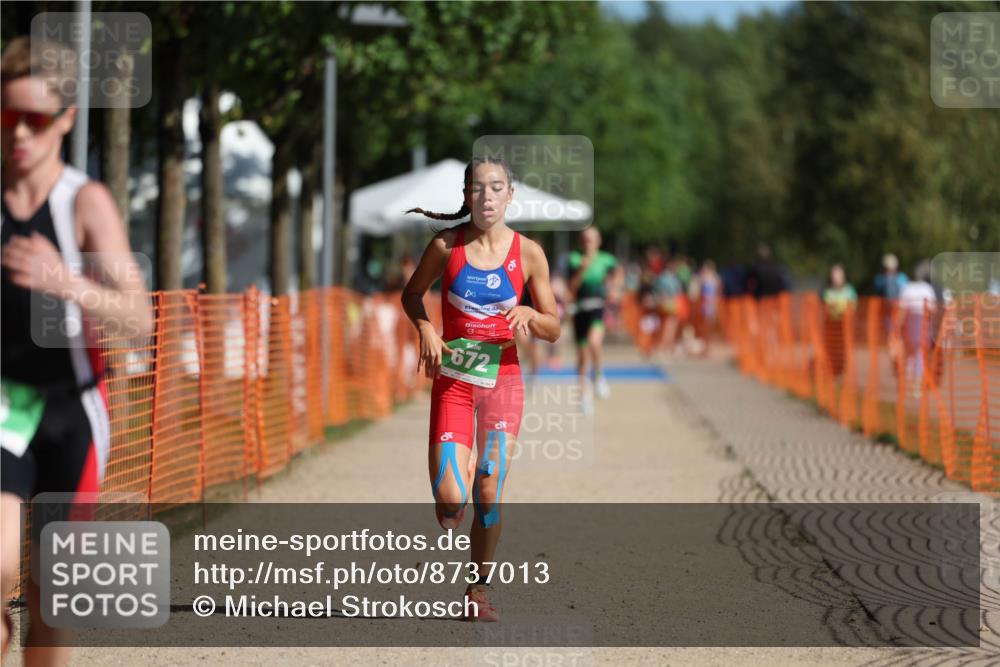 07.09.2025 - 19. Norderstedt Triathlon Michael Strokosch http://msf.ph/oto/8737013 07.09.2025 10:53:44 Laufen 96, 672 meine-sportfotos.de