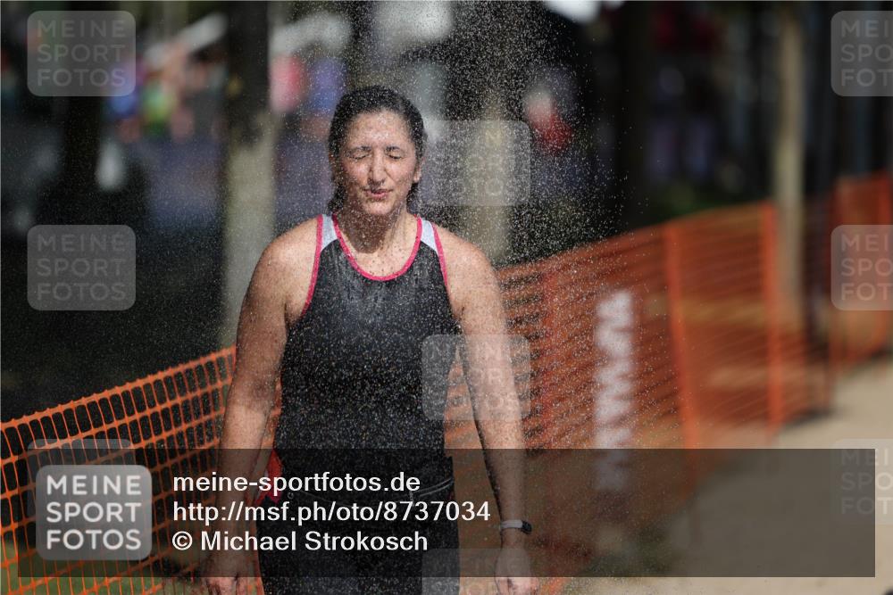 07.09.2025 - 19. Norderstedt Triathlon Michael Strokosch http://msf.ph/oto/8737034 07.09.2025 12:25:19 Laufen 299, 1327, 1367, 1380 meine-sportfotos.de
