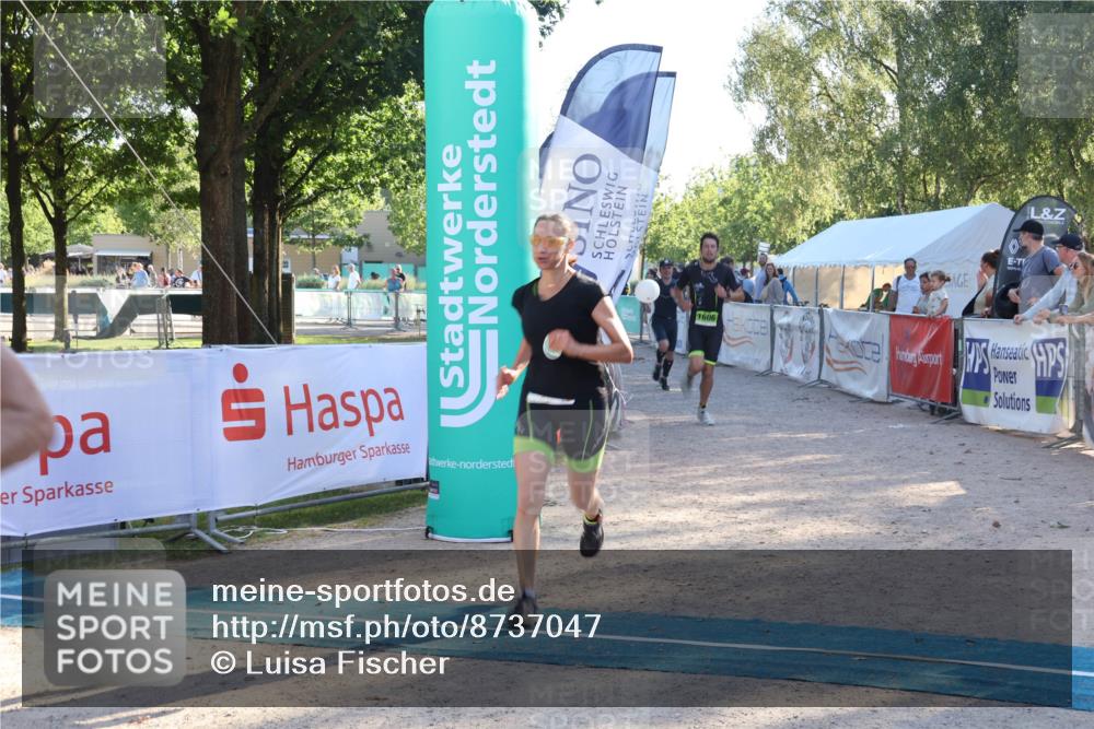 07.09.2025 - 19. Norderstedt Triathlon Luisa Fischer http://msf.ph/oto/8737047 07.09.2025 16:43:28 Ziel 430, 1063, 1422, 1549, 1586, 1606 meine-sportfotos.de