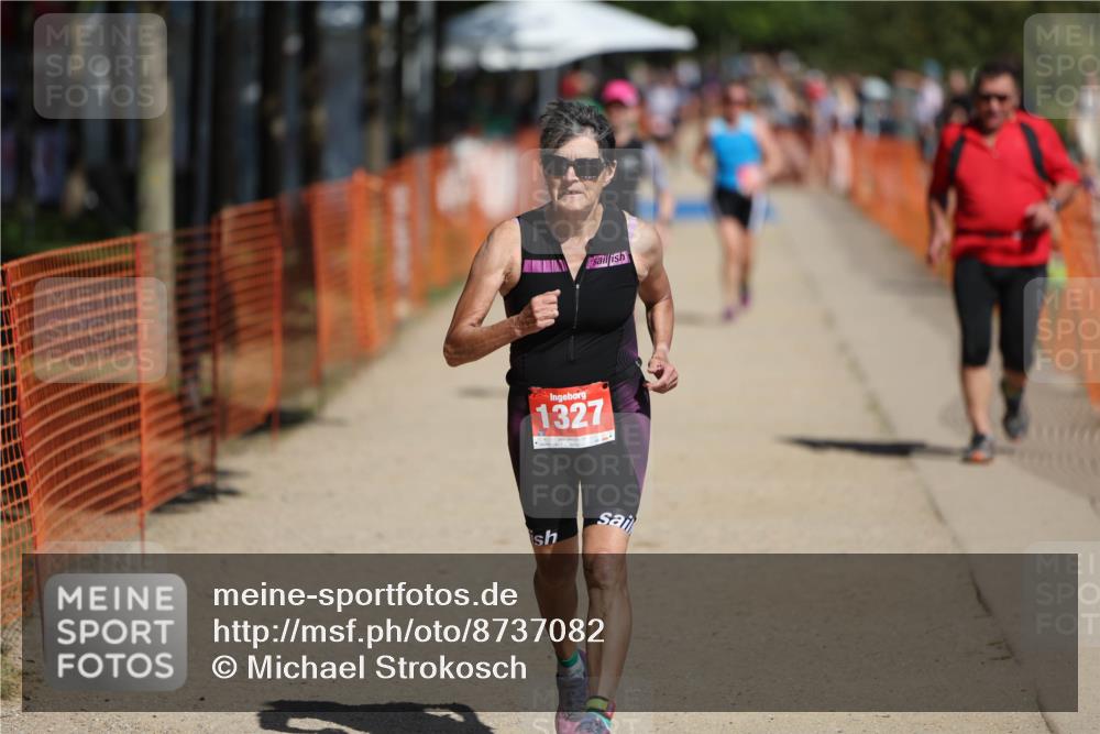 07.09.2025 - 19. Norderstedt Triathlon Michael Strokosch http://msf.ph/oto/8737082 07.09.2025 12:25:25 Laufen 136, 727, 1327 meine-sportfotos.de