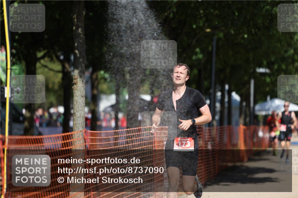 07.09.2025 - 19. Norderstedt Triathlon Michael Strokosch http://msf.ph/oto/8737090 07.09.2025 13:04:22 Laufen 141, 173, 1297 meine-sportfotos.de