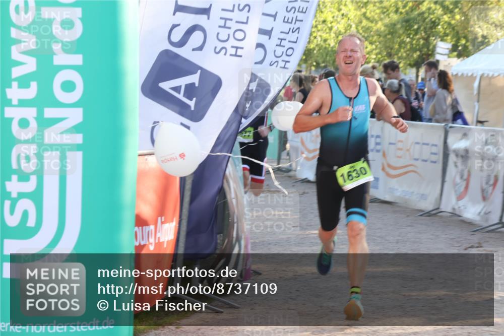 07.09.2025 - 19. Norderstedt Triathlon Luisa Fischer http://msf.ph/oto/8737109 07.09.2025 16:43:35 Ziel 1549, 1577, 1606, 1630 meine-sportfotos.de