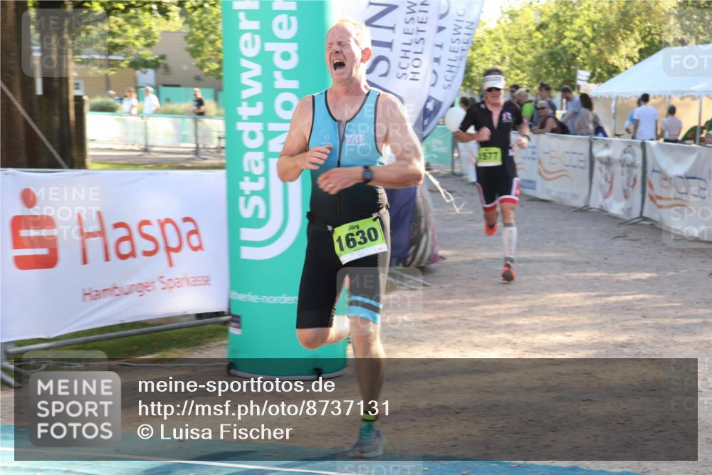 07.09.2025 - 19. Norderstedt Triathlon Luisa Fischer http://msf.ph/oto/8737131 07.09.2025 16:43:36 Ziel 1549, 1577, 1606, 1630 meine-sportfotos.de