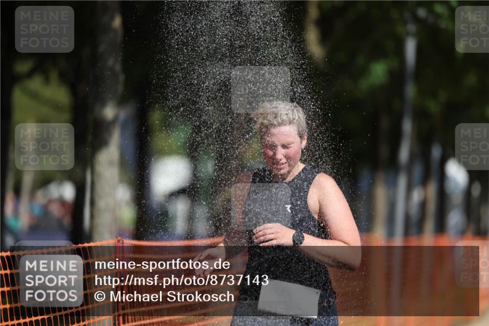 07.09.2025 - 19. Norderstedt Triathlon Michael Strokosch http://msf.ph/oto/8737143 07.09.2025 11:48:37 Laufen 1341 meine-sportfotos.de