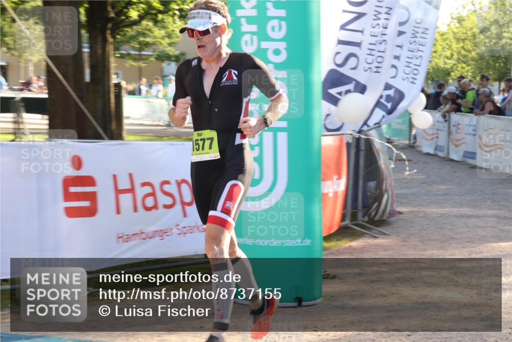 07.09.2025 - 19. Norderstedt Triathlon Luisa Fischer http://msf.ph/oto/8737155 07.09.2025 16:43:38 Ziel 1549, 1577, 1630 meine-sportfotos.de