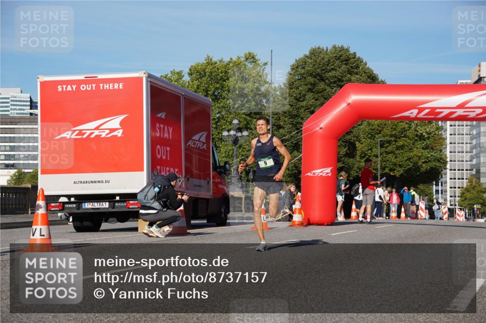 07.09.2025 - BARMER Alsterlauf Yannick Fuchs http://msf.ph/oto/8737157 07.09.2025 09:23:00 Laufen 1 meine-sportfotos.de