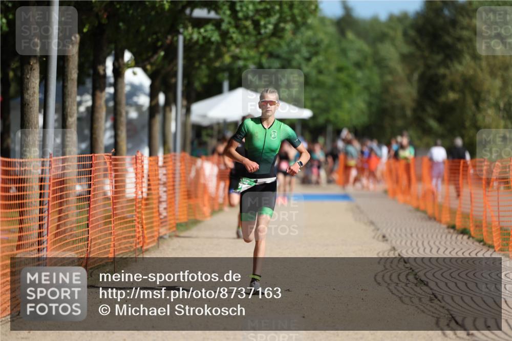 07.09.2025 - 19. Norderstedt Triathlon Michael Strokosch http://msf.ph/oto/8737163 07.09.2025 10:53:50 Laufen 87, 93, 96, 672 meine-sportfotos.de