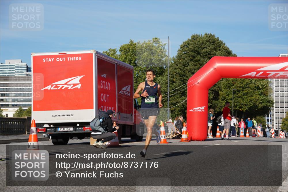 07.09.2025 - BARMER Alsterlauf Yannick Fuchs http://msf.ph/oto/8737176 07.09.2025 09:23:00 Laufen 1 meine-sportfotos.de