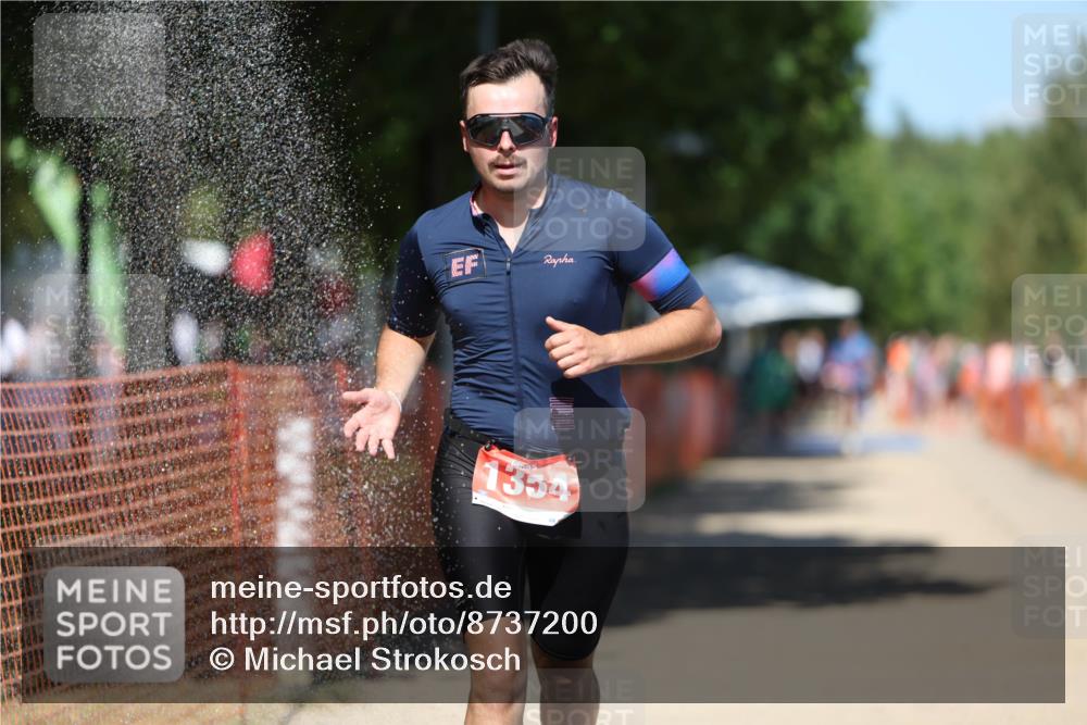 07.09.2025 - 19. Norderstedt Triathlon Michael Strokosch http://msf.ph/oto/8737200 07.09.2025 13:43:49 Laufen 1354 meine-sportfotos.de