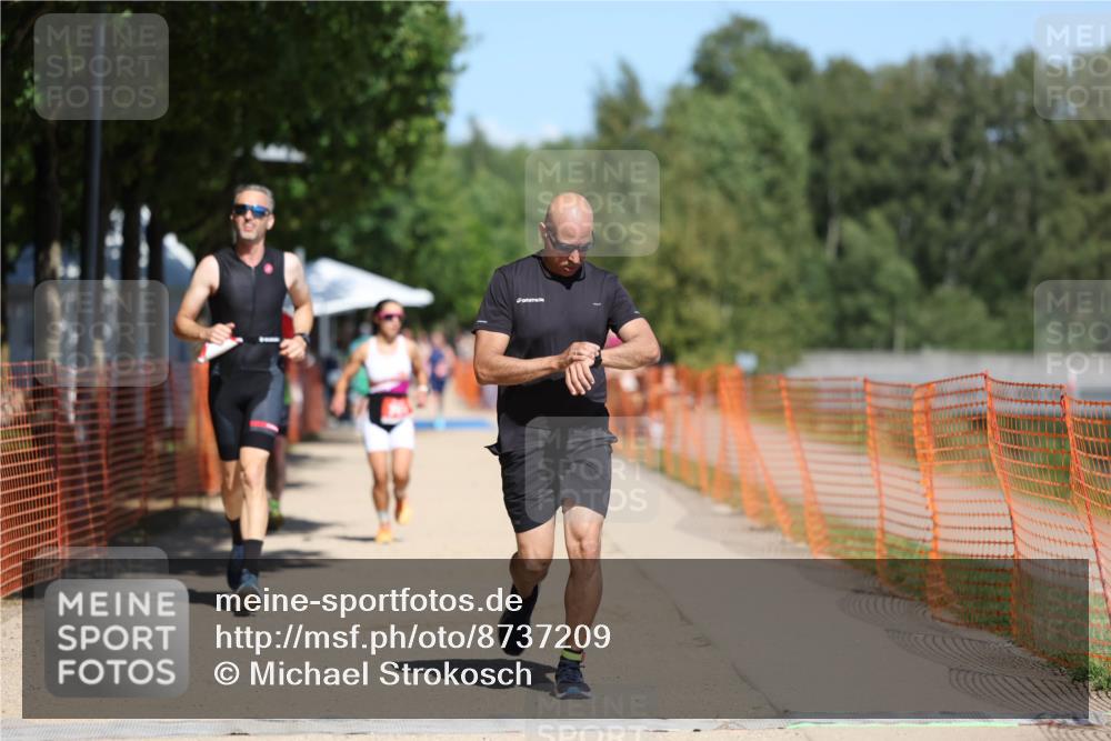 07.09.2025 - 19. Norderstedt Triathlon Michael Strokosch http://msf.ph/oto/8737209 07.09.2025 13:04:27 Laufen 141, 173, 767, 1297, 1307 meine-sportfotos.de