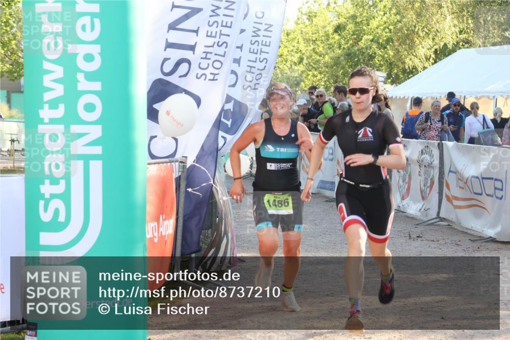 07.09.2025 - 19. Norderstedt Triathlon Luisa Fischer http://msf.ph/oto/8737210 07.09.2025 16:43:43 Ziel 1097, 1486, 1577, 1630 meine-sportfotos.de