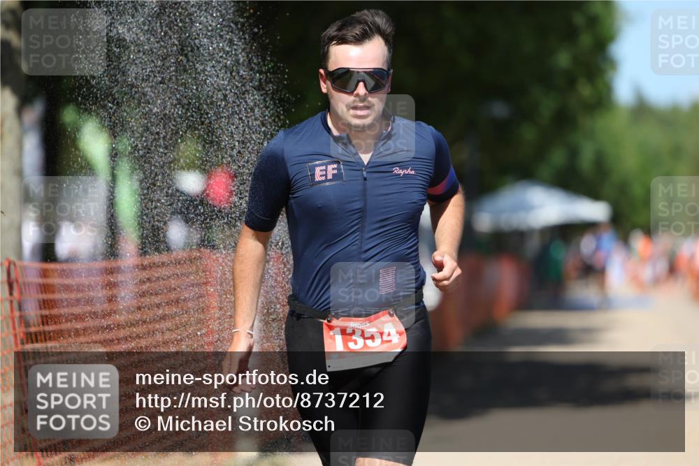 07.09.2025 - 19. Norderstedt Triathlon Michael Strokosch http://msf.ph/oto/8737212 07.09.2025 13:43:50 Laufen 1354 meine-sportfotos.de