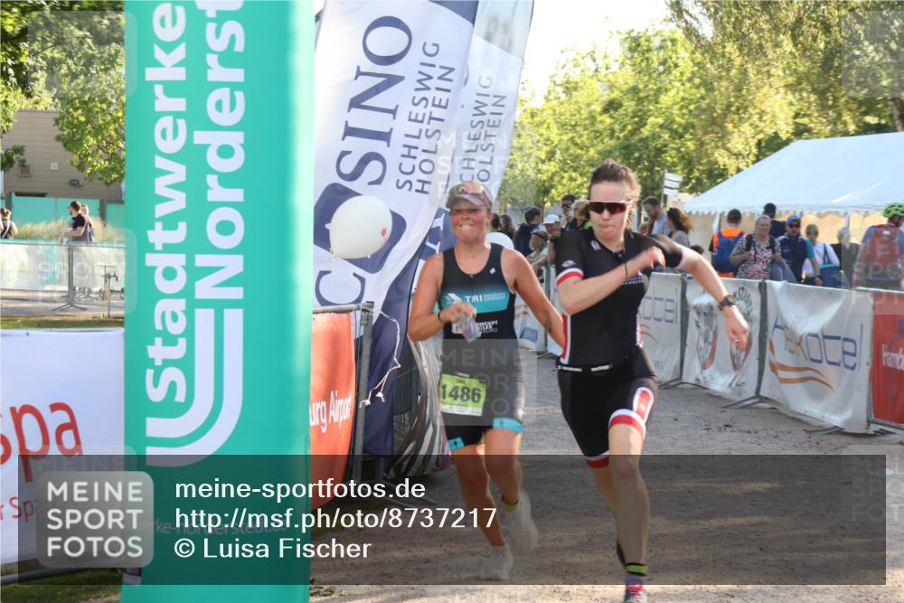07.09.2025 - 19. Norderstedt Triathlon Luisa Fischer http://msf.ph/oto/8737217 07.09.2025 16:43:43 Ziel 1097, 1486, 1577, 1630 meine-sportfotos.de