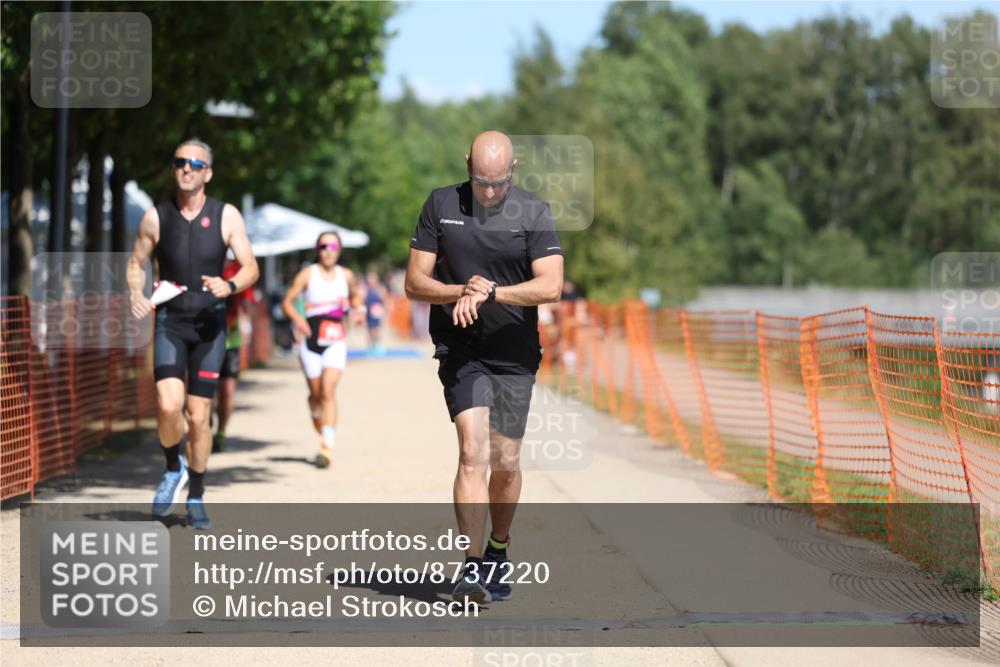 07.09.2025 - 19. Norderstedt Triathlon Michael Strokosch http://msf.ph/oto/8737220 07.09.2025 13:04:27 Laufen 141, 173, 767, 1297, 1307 meine-sportfotos.de