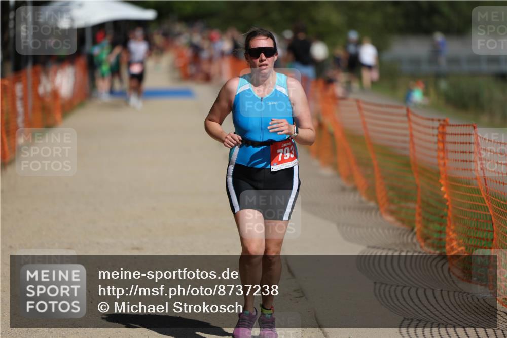 07.09.2025 - 19. Norderstedt Triathlon Michael Strokosch http://msf.ph/oto/8737238 07.09.2025 12:25:35 Laufen 136, 727, 793 meine-sportfotos.de