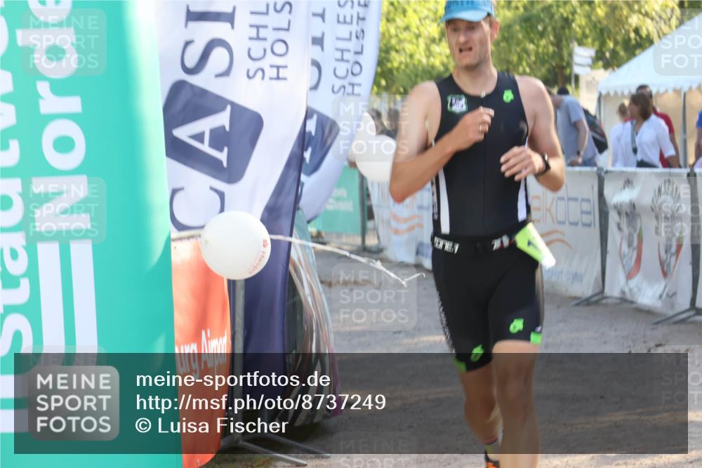 07.09.2025 - 19. Norderstedt Triathlon Luisa Fischer http://msf.ph/oto/8737249 07.09.2025 16:43:48 Ziel 1097, 1486, 1555 meine-sportfotos.de