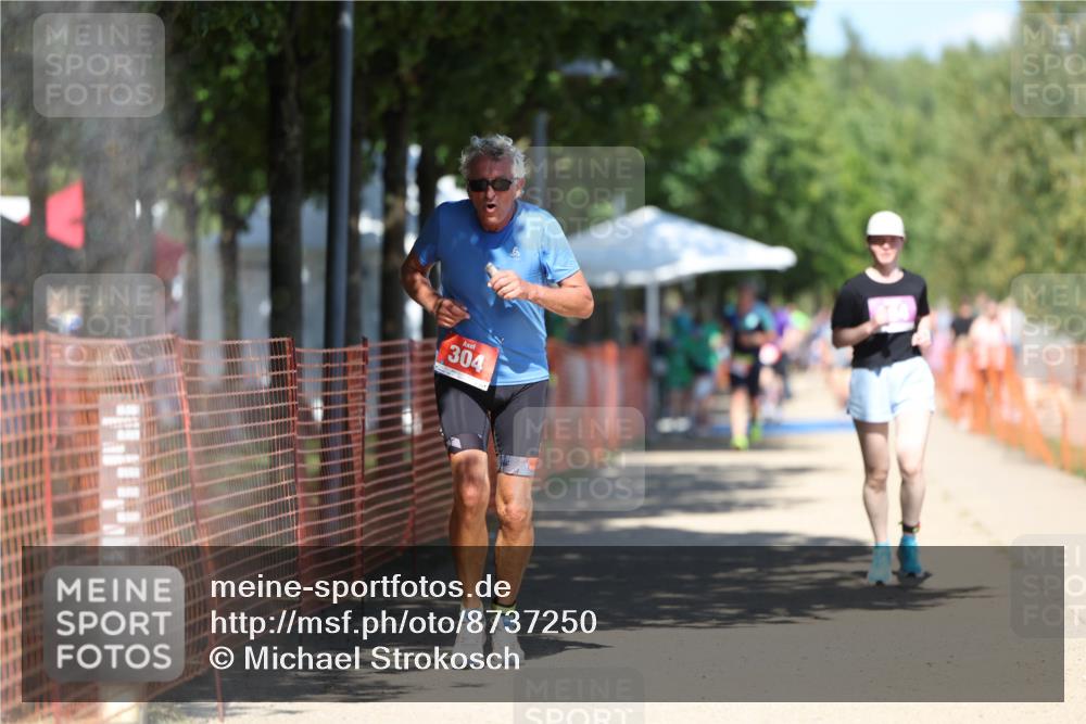 07.09.2025 - 19. Norderstedt Triathlon Michael Strokosch http://msf.ph/oto/8737250 07.09.2025 13:44:10 Laufen 304, 354 meine-sportfotos.de