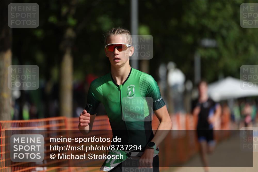 07.09.2025 - 19. Norderstedt Triathlon Michael Strokosch http://msf.ph/oto/8737294 07.09.2025 10:53:53 Laufen 87, 93 meine-sportfotos.de