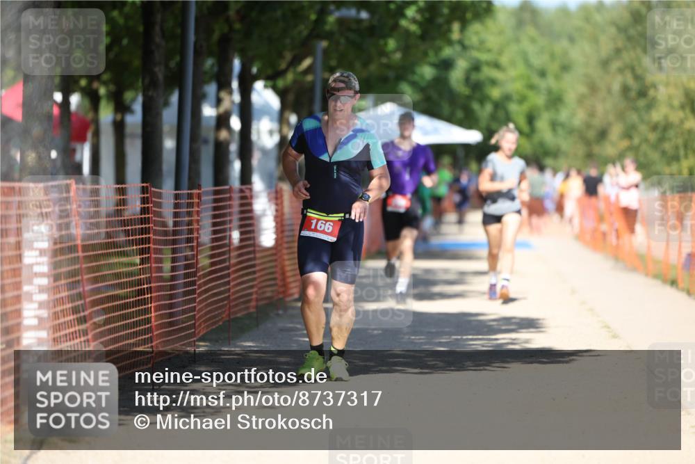 07.09.2025 - 19. Norderstedt Triathlon Michael Strokosch http://msf.ph/oto/8737317 07.09.2025 13:44:24 Laufen 166, 298, 314 meine-sportfotos.de