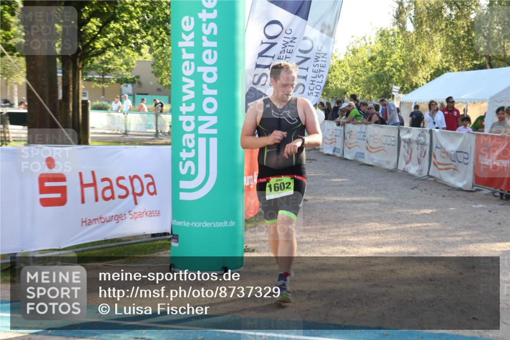 07.09.2025 - 19. Norderstedt Triathlon Luisa Fischer http://msf.ph/oto/8737329 07.09.2025 16:43:55 Ziel 1555, 1602 meine-sportfotos.de