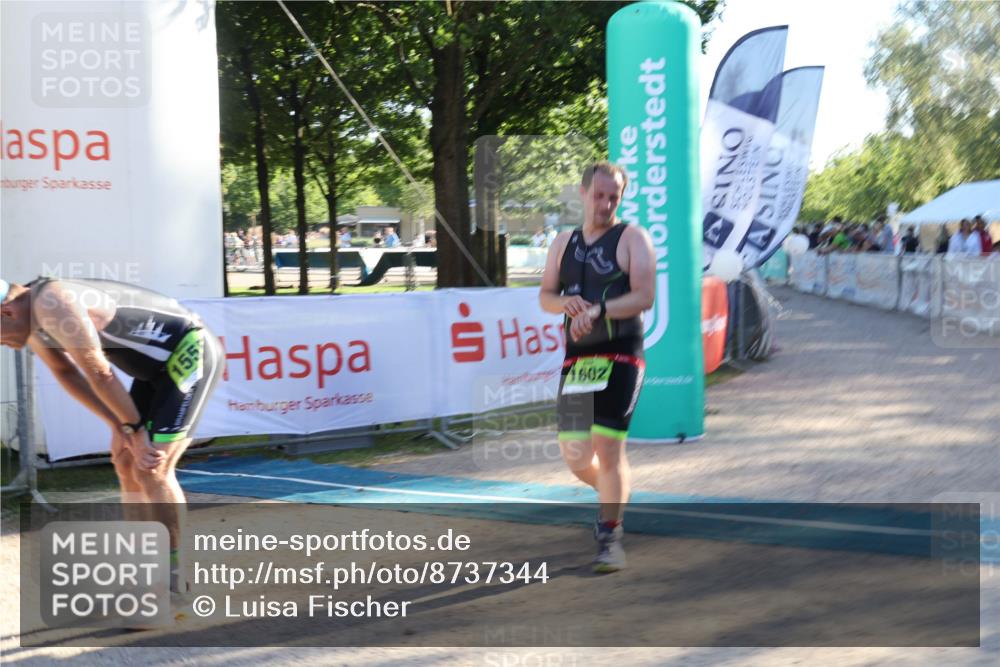 07.09.2025 - 19. Norderstedt Triathlon Luisa Fischer http://msf.ph/oto/8737344 07.09.2025 16:43:56 Ziel 1602, 1631 meine-sportfotos.de