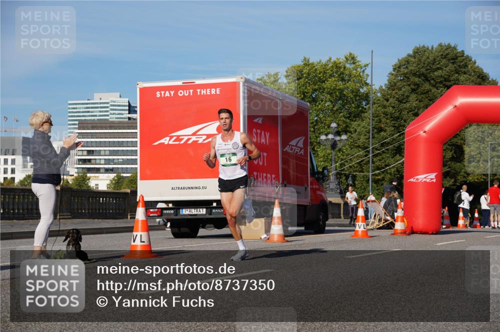 07.09.2025 - BARMER Alsterlauf Yannick Fuchs http://msf.ph/oto/8737350 07.09.2025 09:23:43 Laufen 47, 16, 1 meine-sportfotos.de
