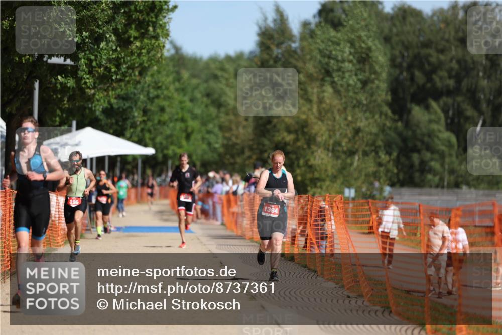 07.09.2025 - 19. Norderstedt Triathlon Michael Strokosch http://msf.ph/oto/8737361 07.09.2025 11:48:57 Laufen 196, 1171, 1394 meine-sportfotos.de